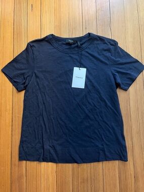 NWT Theory Tilma navy blue tee shirt
